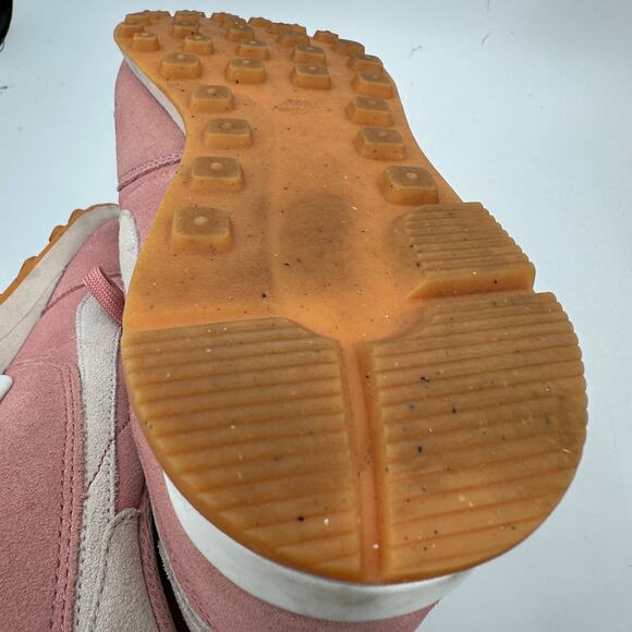 NIKE Internationalist Pink White Athletic Sneakers CW7637-991 // 9 - Picture 6 of 7